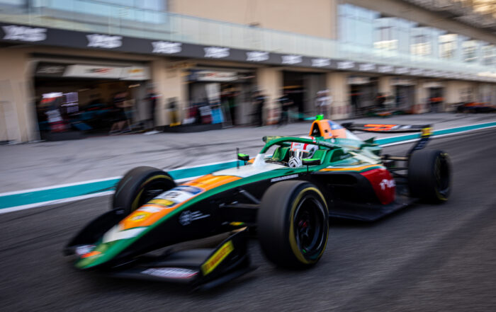 Jan Przyrowski rozpoczyna sezon FRMET 2026 Abu Zabi pierwsza runda